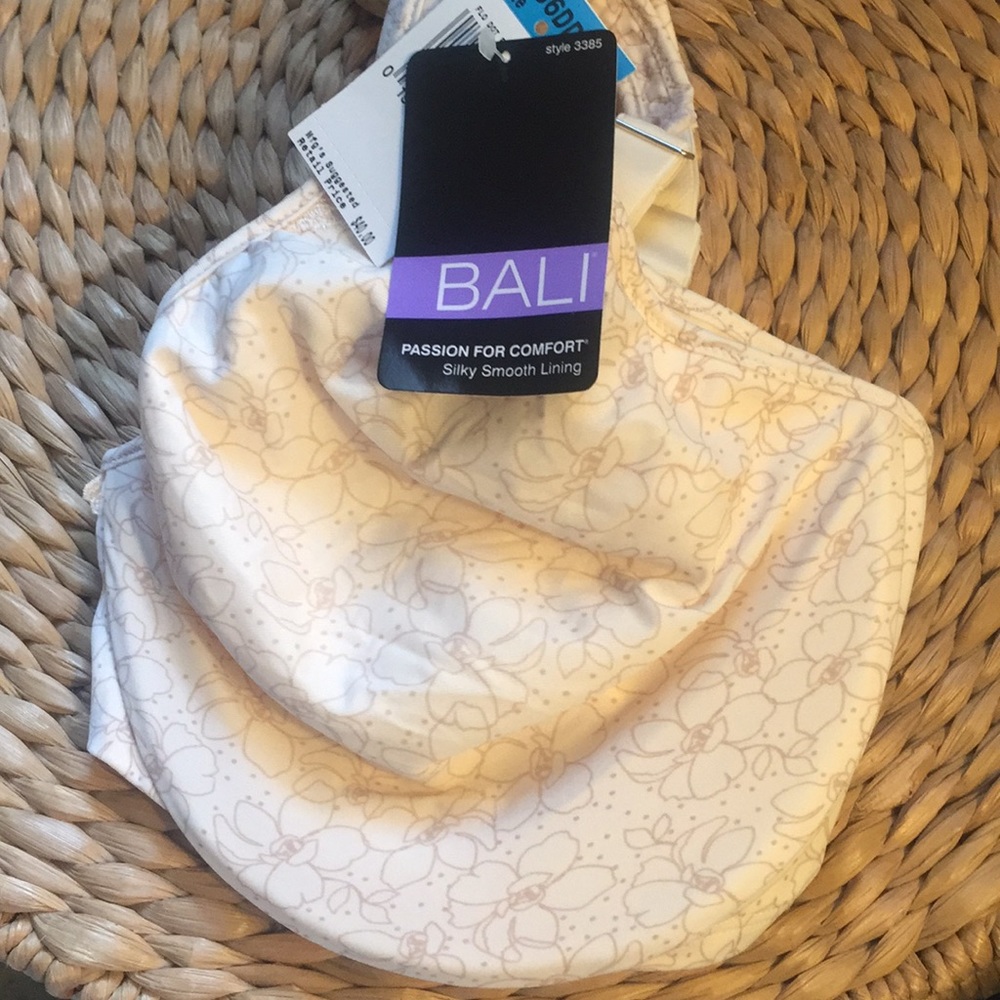 Bra. Bali passion for comfort. Minimizer